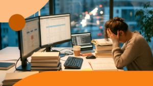 Alltagssituation: eine überforderte Person sitzt am Arbeitsplatz und versucht etwas zu lernen, aber schafft es nicht. Lernlücken (learning gaps) entstehen im Unternehmensalltag oft schleichend und unbemerkt.